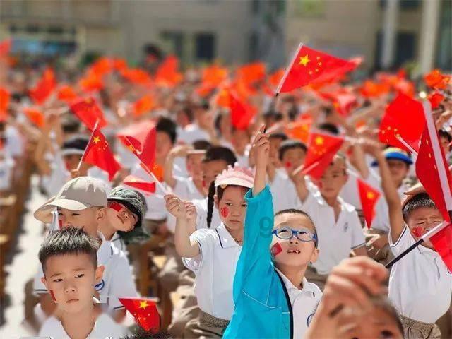 引球进框选关版